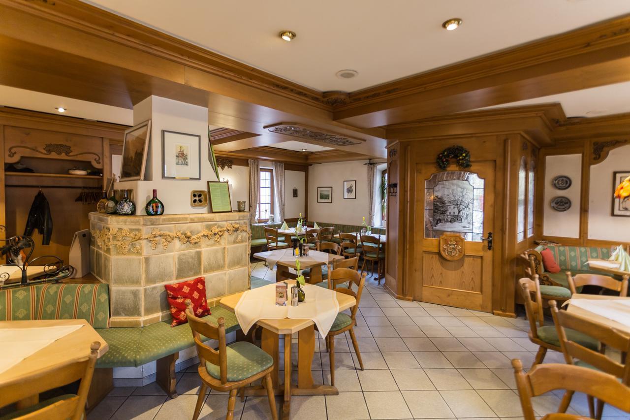 Hotel Loewen Randersacker Extérieur photo