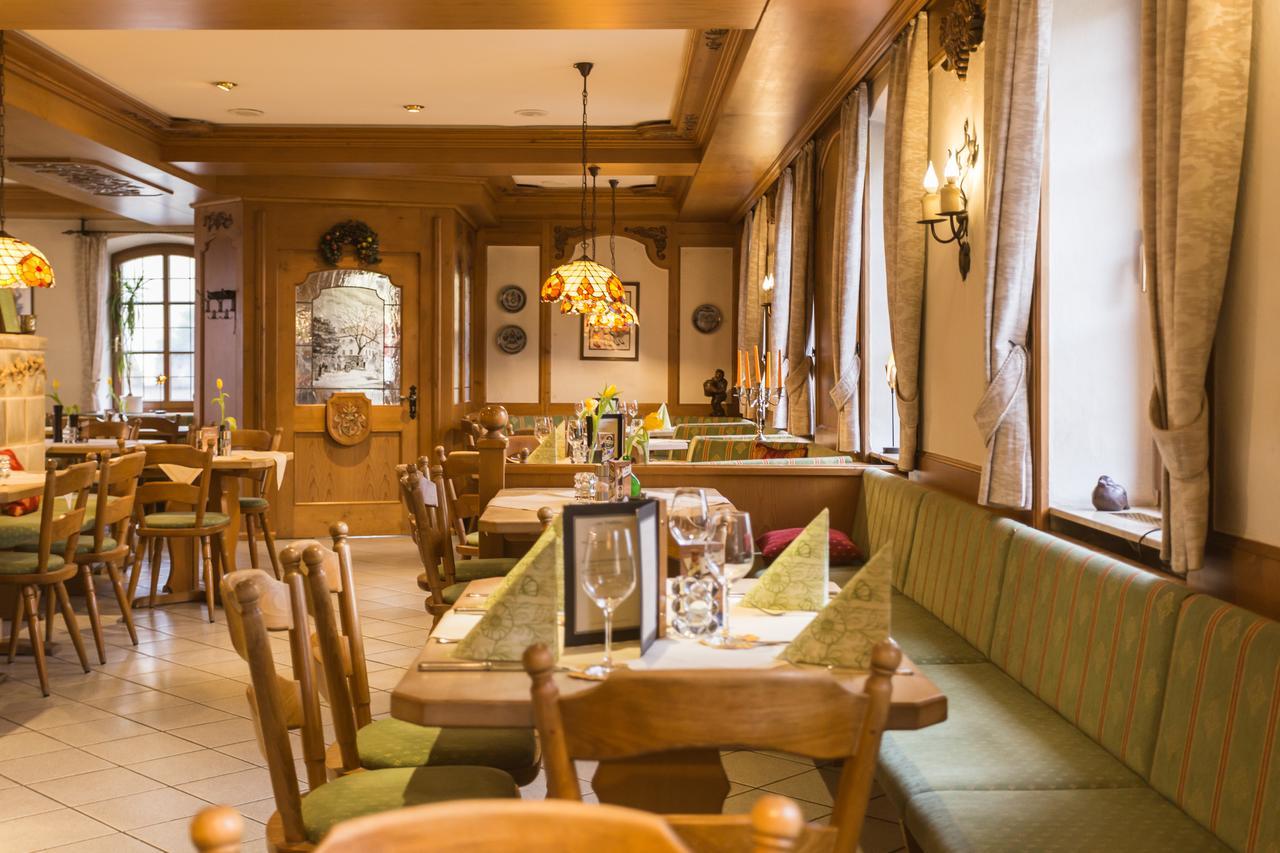 Hotel Loewen Randersacker Extérieur photo