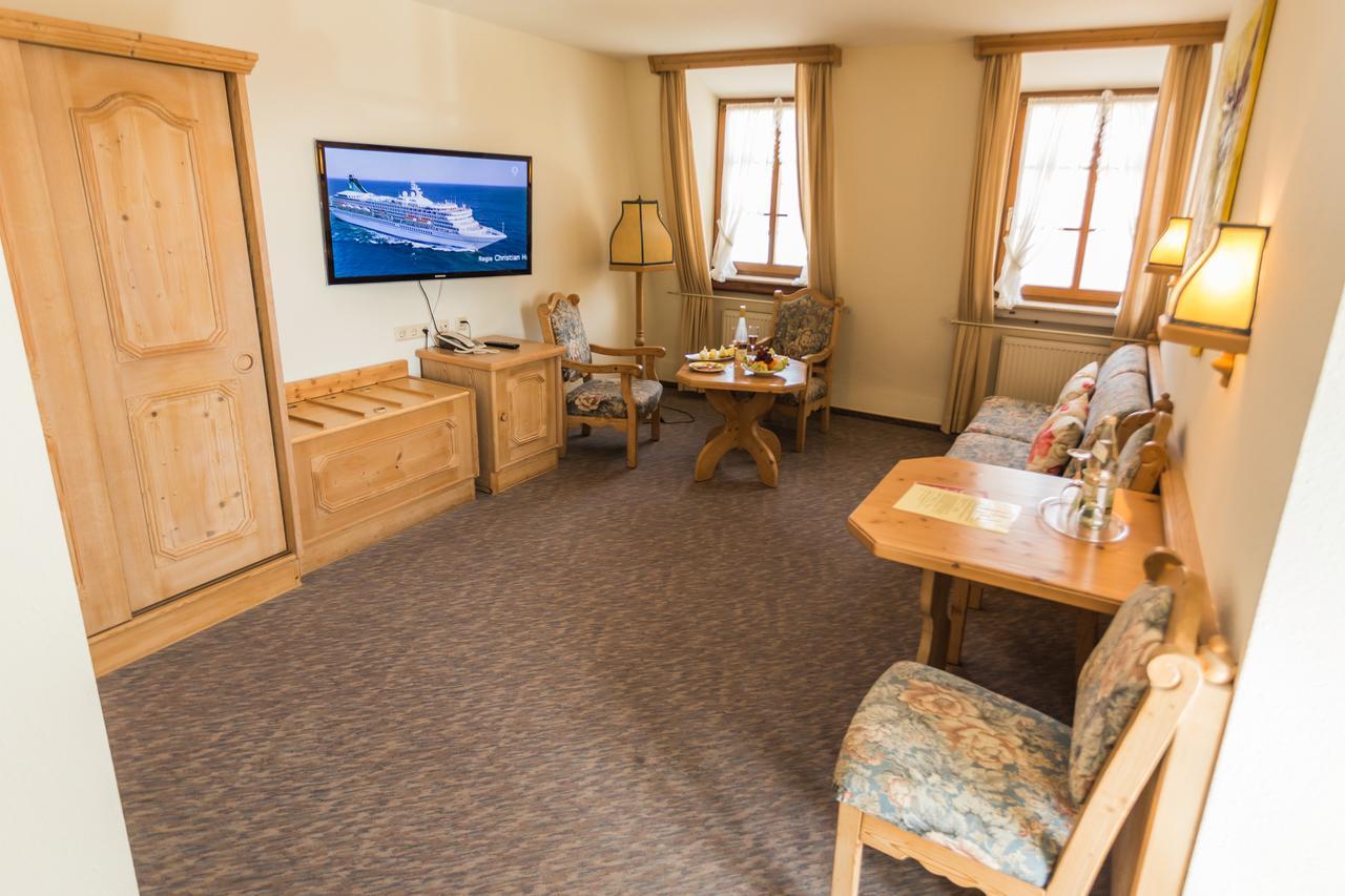 Hotel Loewen Randersacker Extérieur photo